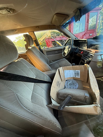 Volvo 740 4 of 8