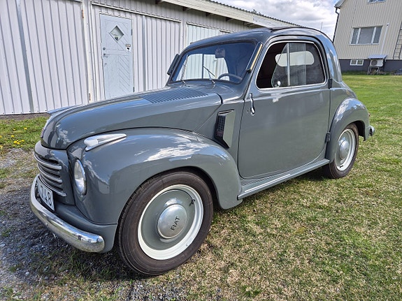 Fiat 500C 2 of 5