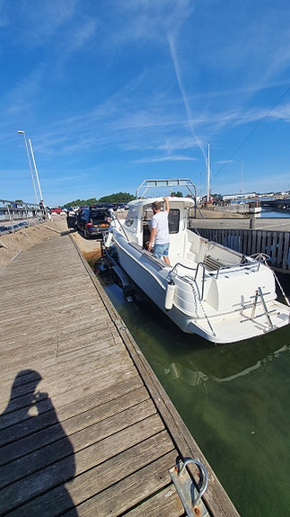 Arvor 215 4 of 6