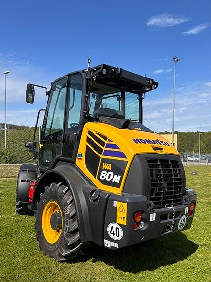 Komatsu WA80M-8 4 of 5
