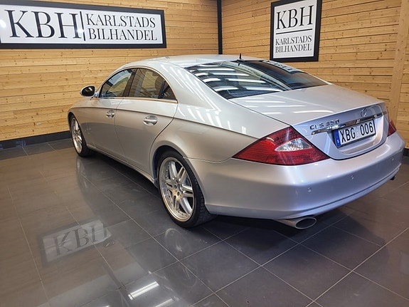 Mercedes-Benz CLS350 4 of 26