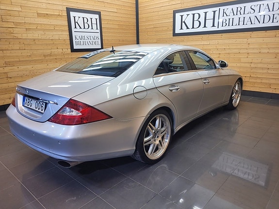 Mercedes-Benz CLS350 6 of 26