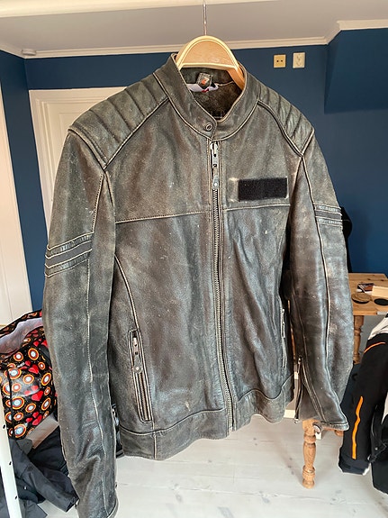 Product image 13 of 38