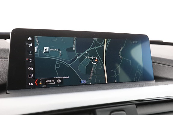 BMW 330i 20 of 30