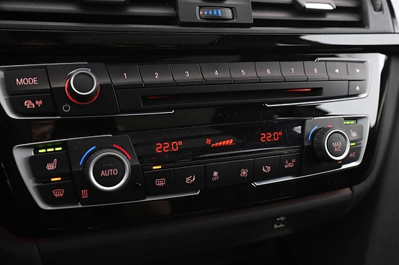 BMW 330i 22 of 30