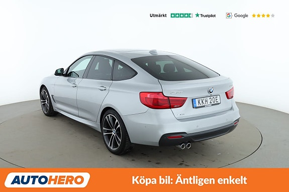 BMW 330i 3 of 5