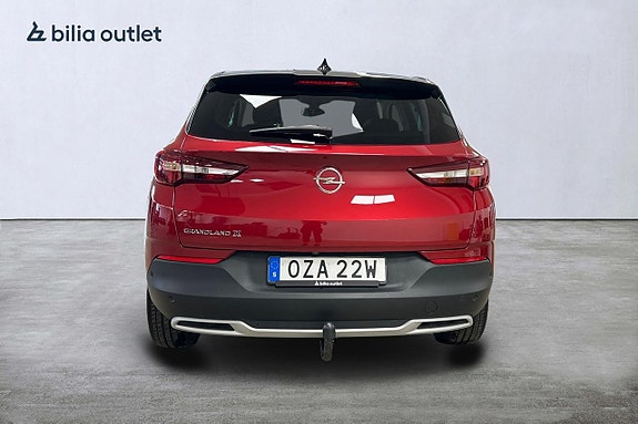 Opel Grandland X 8 of 30