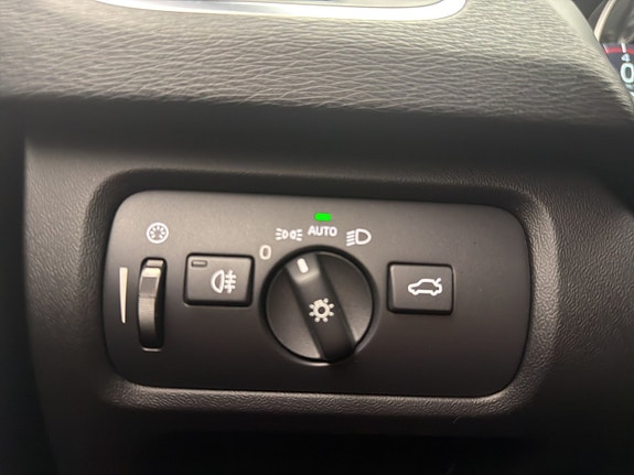 Volvo V40 15 of 30