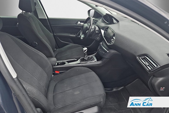 Peugeot 308 SW 6 of 9