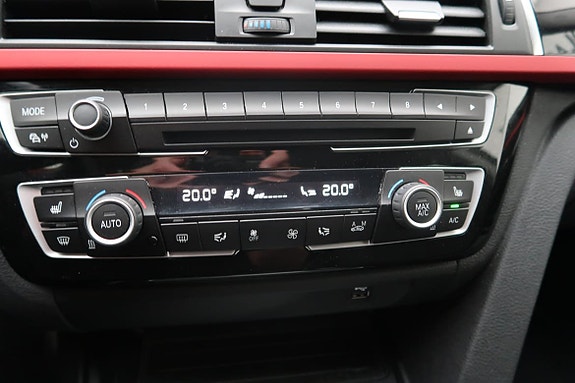 BMW 320 12 of 14