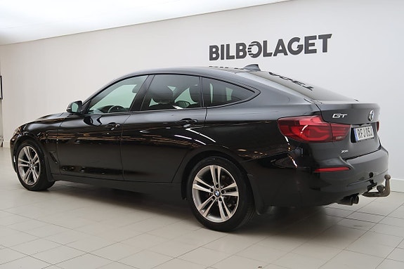 BMW 320 3 of 14