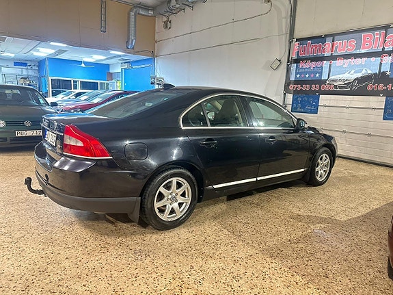 Volvo S80 5 of 5