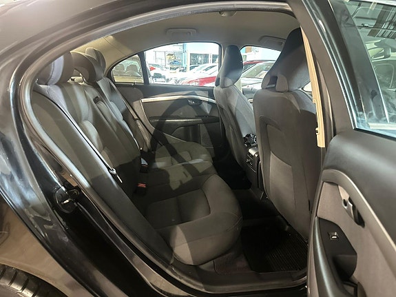 Volvo S80 13 of 15