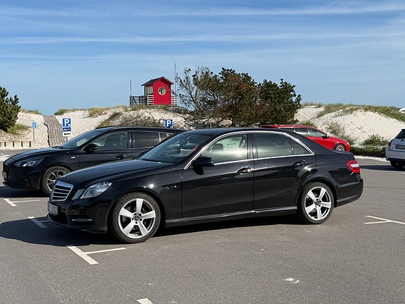Mercedes-Benz E220 8 of 8