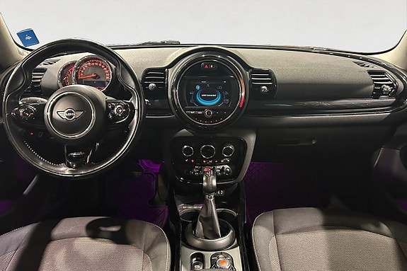 MINI Cooper 11 of 17