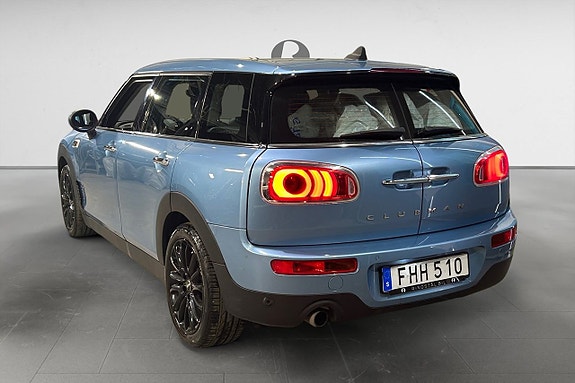 MINI Cooper 4 of 5