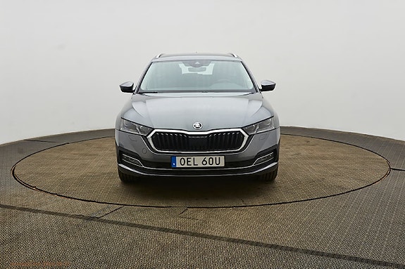Skoda Octavia 3 of 5