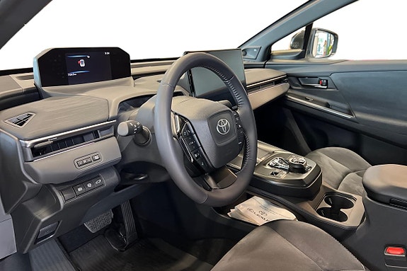 Toyota C-HR 14 of 21