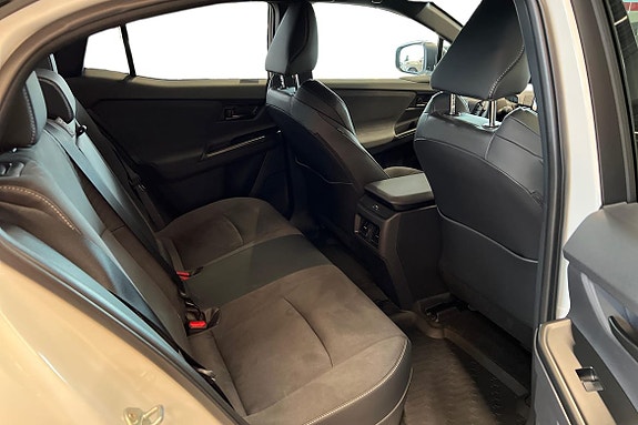 Toyota C-HR 9 of 21
