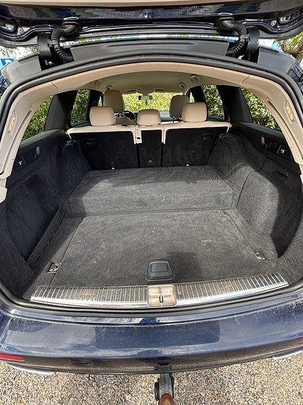 Mercedes-Benz E300 de 6 of 6