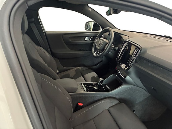 Volvo C40 4 of 5