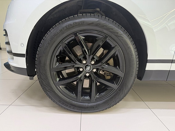 Land Rover Range Rover Velar 7 of 22