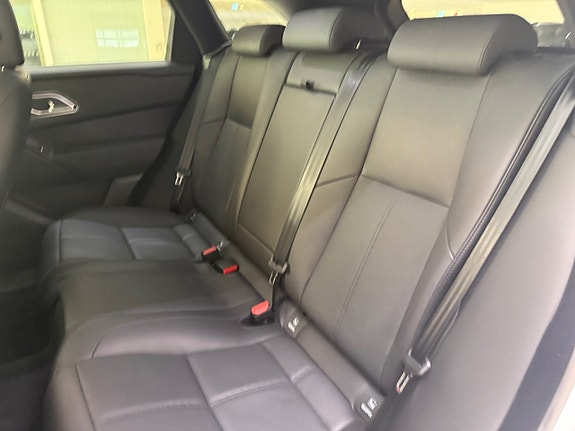 Land Rover Range Rover Velar 19 of 22