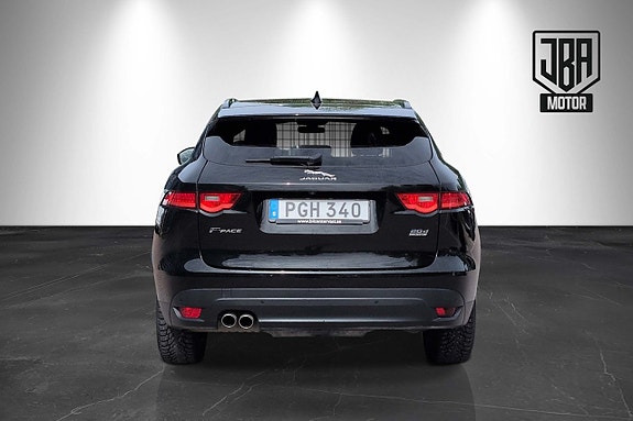 Jaguar F-PACE 6 of 14