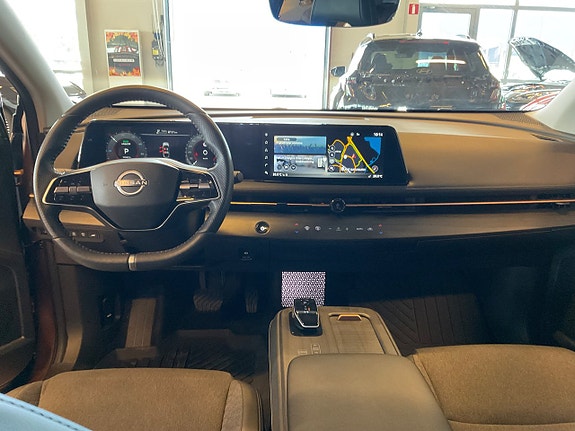 Nissan Ariya 10 of 15