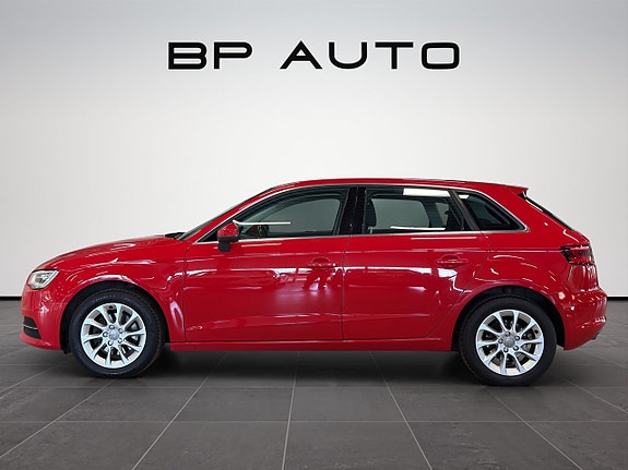 Audi A3 3 of 5