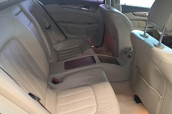 Mercedes-Benz CLS350 10 of 10