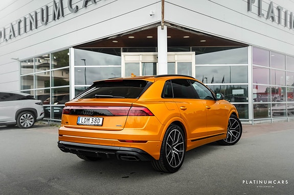 Audi Q8 2 of 5