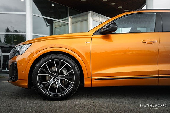 Audi Q8 25 of 25