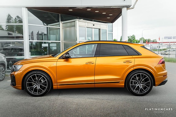 Audi Q8 5 of 5