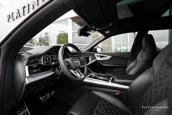Audi Q8 6 of 25
