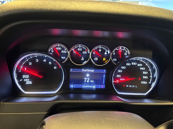 Chevrolet Silverado 1500 16 of 16