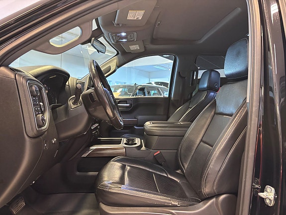 Chevrolet Silverado 1500 7 of 16