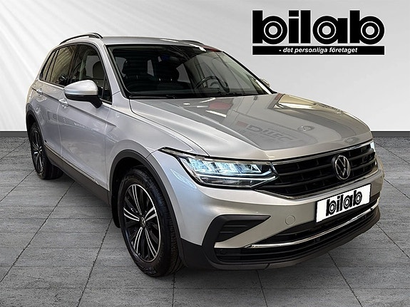 Volkswagen Tiguan 2 of 9