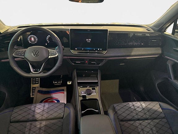 Volkswagen Tiguan 7 of 12