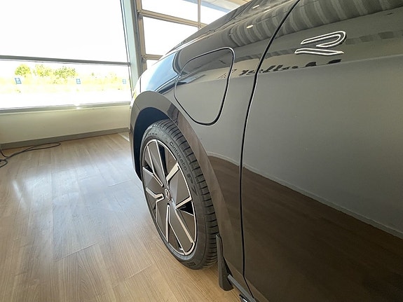 Volkswagen Passat 5 of 5