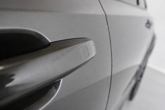 Volvo V90 Cross Country 4 of 5