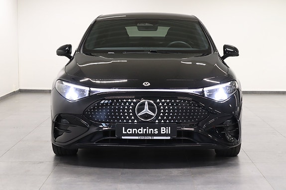 Mercedes-Benz CLA250+ 2 of 5