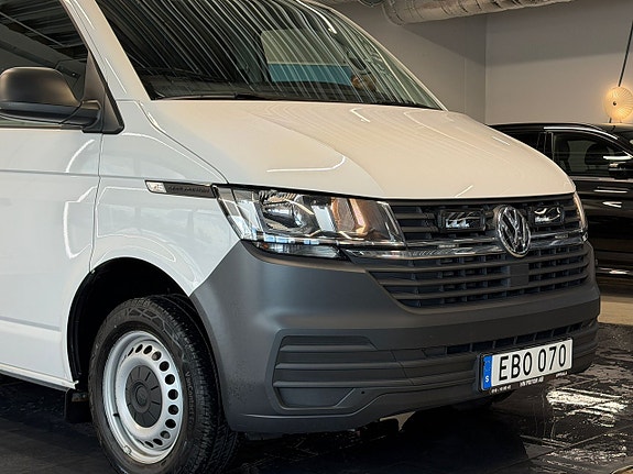 Volkswagen Transporter 6 of 30