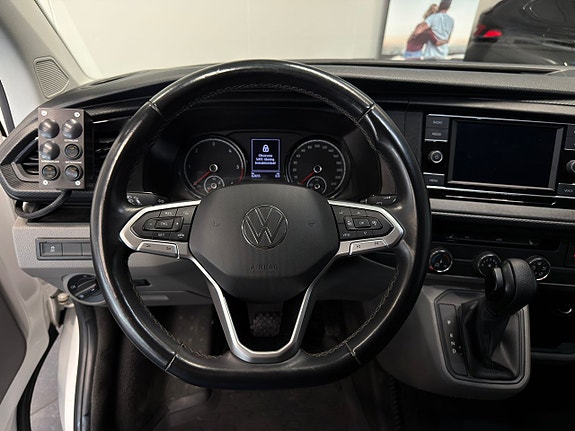 Volkswagen Transporter 25 of 30
