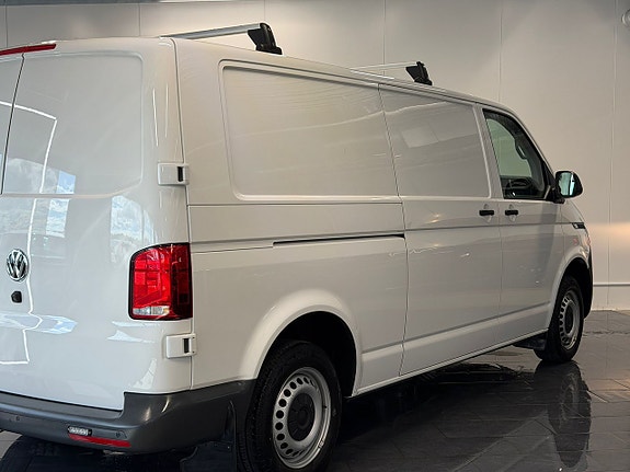 Volkswagen Transporter 13 of 30