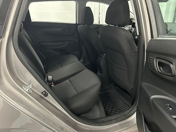 Hyundai i20 11 of 17