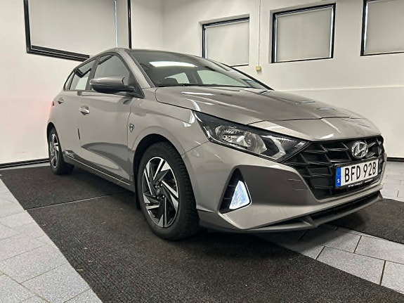 Hyundai i20 3 of 5
