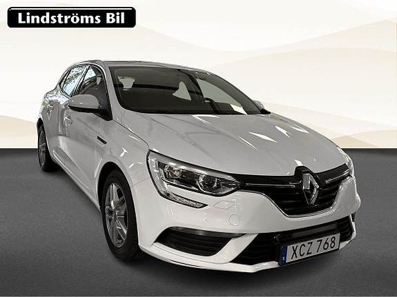 Renault Megane IV 3 of 5