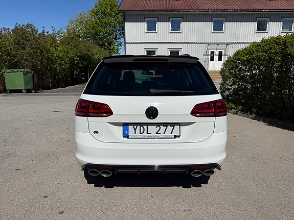 Volkswagen Golf VII 4 of 8