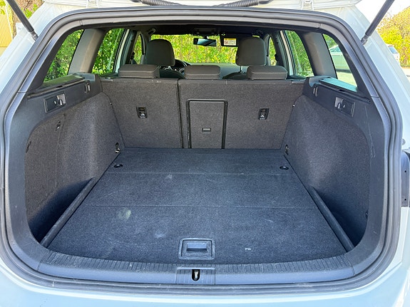 Volkswagen Golf VII 7 of 8